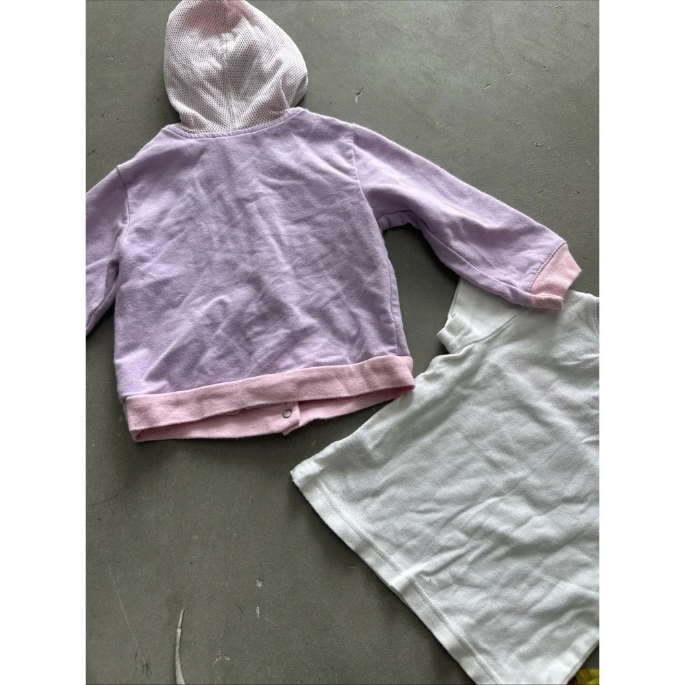 Pink And‎ Purple Baby Guess Two Piece Set Zip Up And T-Shirt Size 18 Months